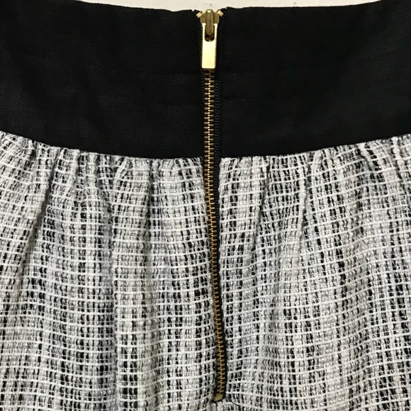Banana Republic Black & White Circle Skirt - Picture 6 of 6